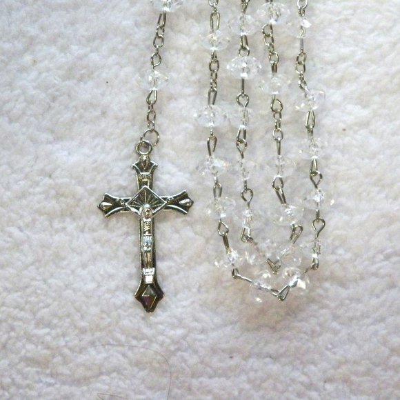 Our Lady of Guadalupe Clear Rosary Beads Crucifix with Case - Picture 4 of 10